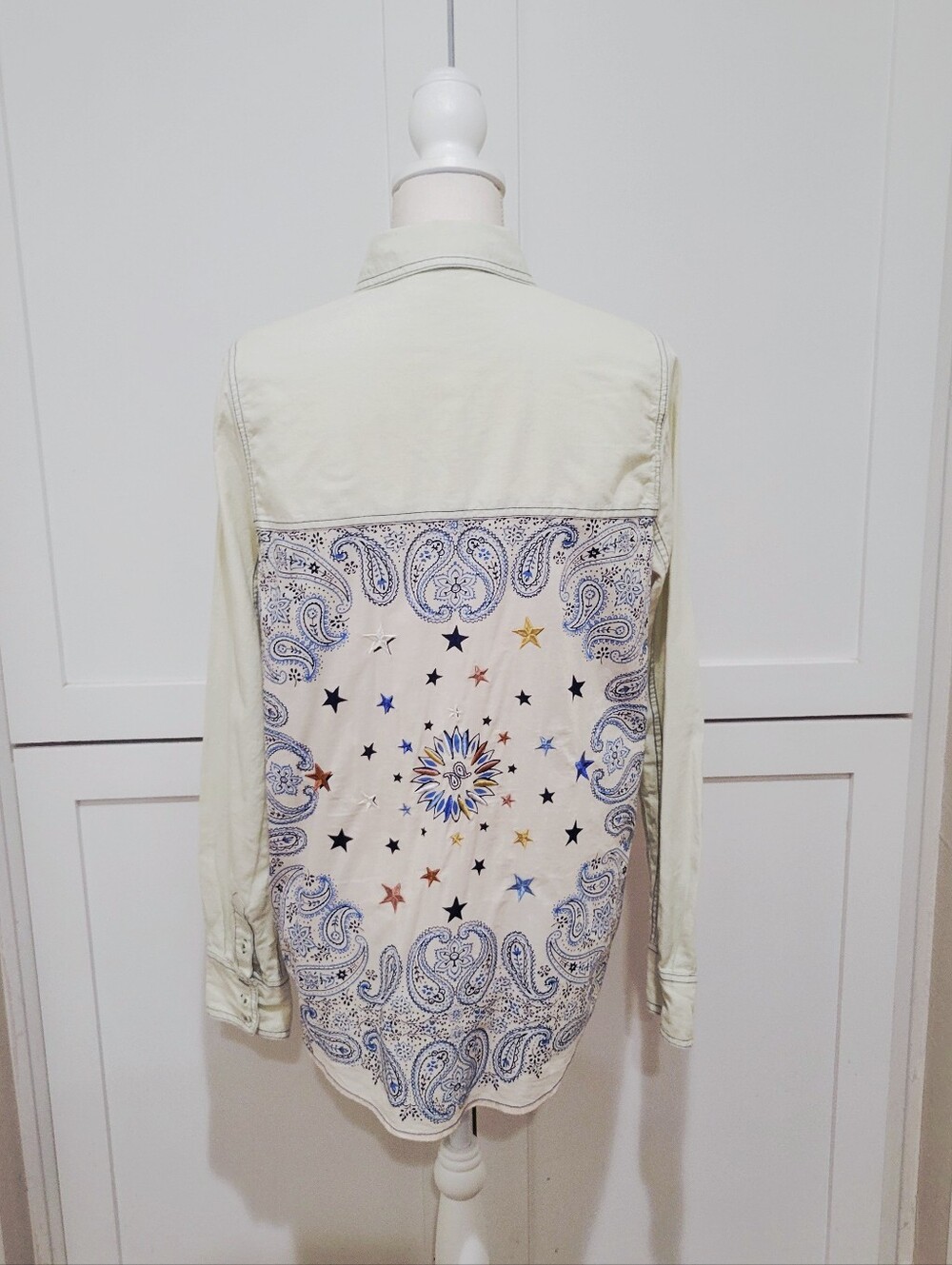 Free People Western Style Cream & Navy Bandana Print Button-Up Shirt | SP